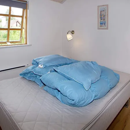 8 Person In Hemmet-by Traum Nyaraló *